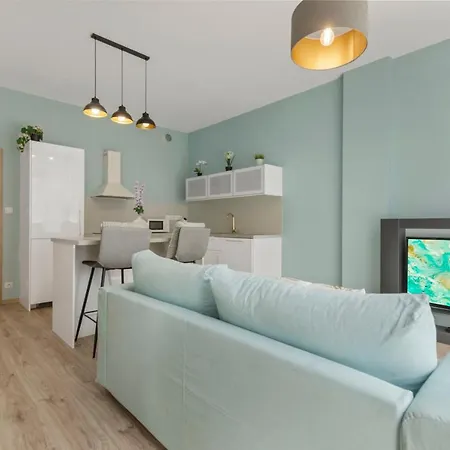 Lam Mint - Ac - Balcony Daire Bratislava