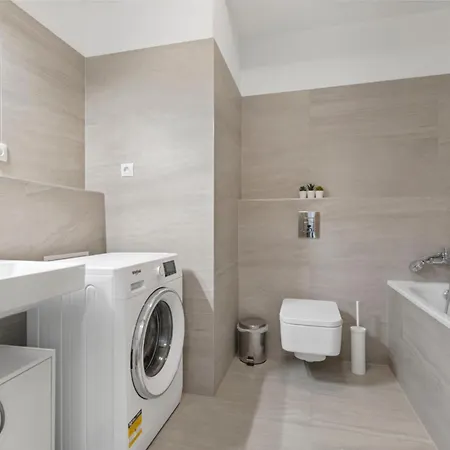 Lam Mint - Ac - Balcony * Pozsony